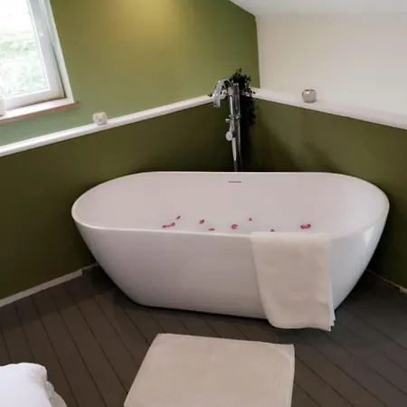 O'bel Ecrin Tatil Evi Aubel